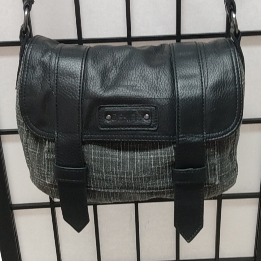 Dakine crossbody adjustable shoulder bag/purse black and grey